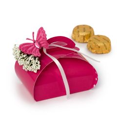 Cajita fucsia mariposa  2 bombones 7,5x5,8cm.*