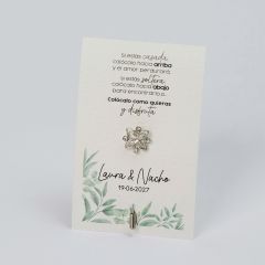 Tarjetón con mensaje Hojas y alfiler metálico FLOR