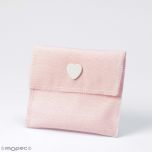 Guardatodo rosa velcro y corazón madera 9x11cm.