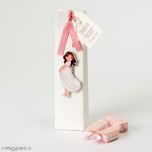 Estuche blanco con 3 caramelos niña con falda Primera Comunión