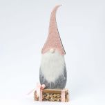 Figura Gnomo gorro rosa y base madera 34 minifruits 44cm.