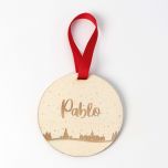 Colgantes de madera para árbol, diseño pueblo nevado, 9cm