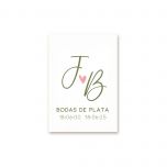 Tarjeta precortadas corazón iniciales 3,5x5cm. 36xhj.